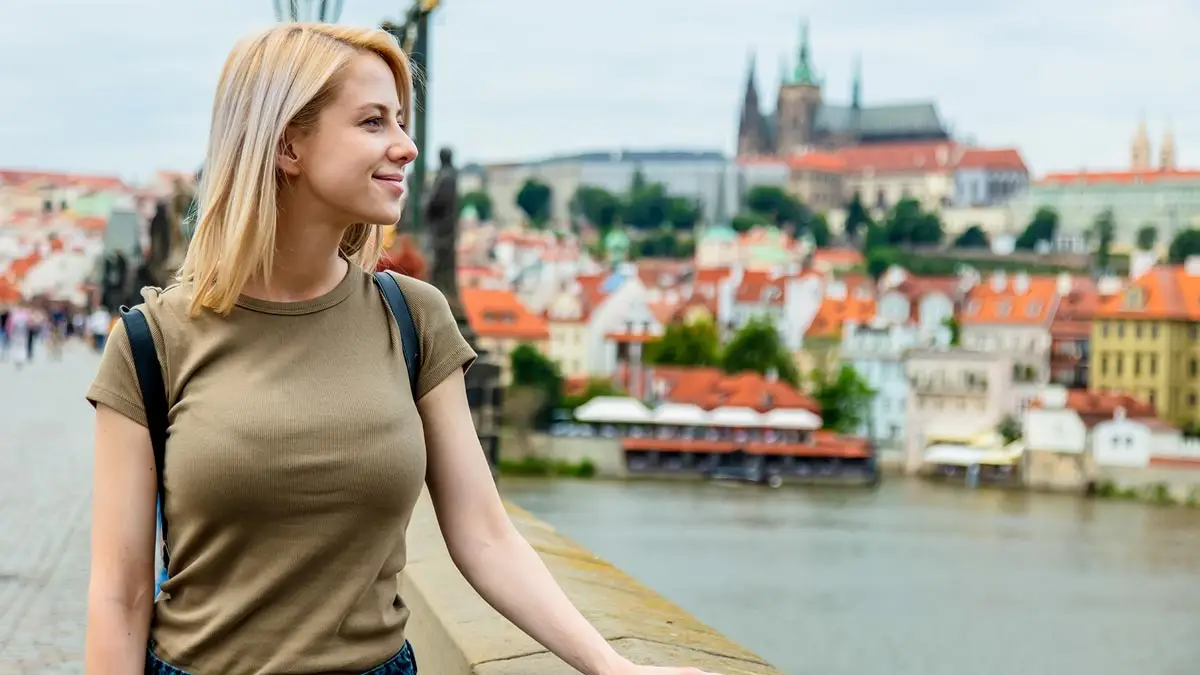 Český národní registr roztroušené sklerózy ReMuS: Trendy dat u pacientů s roztroušenou sklerózou, u nichž byla v letech 2013-2021 zahájena první chorobu modifikující léčba.